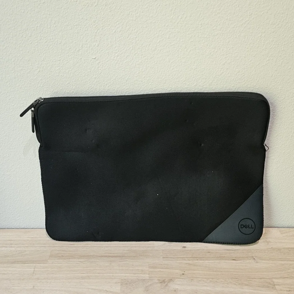 Dell Essential Sleeve 13